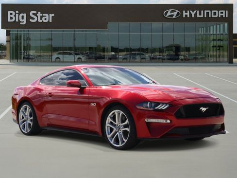 Used 2022 Ford Mustang GT Premium w/ Equipment Group 401A image 6