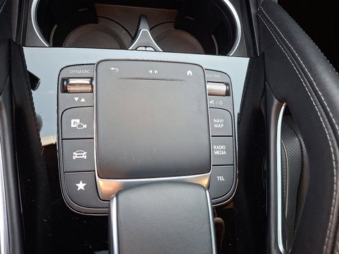 Used 2021 Mercedes-Benz GLS 580 GLS 580 image 23