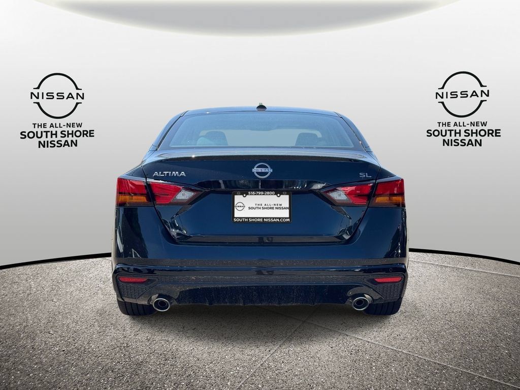 Certified 2025 Nissan Altima 2.5 SL FWD image 6