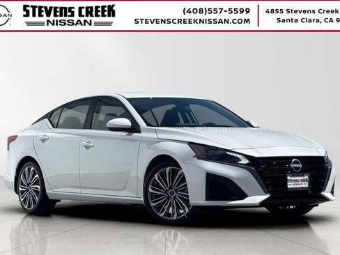 New 2026 Nissan Altima 2.5 SV FWD image 1