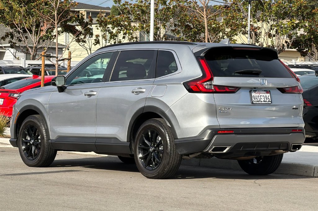 Certified 2024 Honda CR-V Sport-L image 6