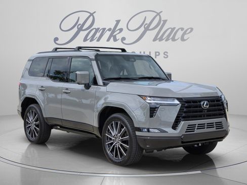 Used 2026 Lexus GX 550 w/ Accessory Package (2T) AWD/4WD image 7