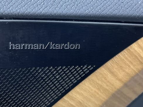 Used 2024 Volvo XC90 B5 Plus image 14