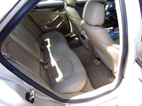 Used 2009 Cadillac CTS 3.6L V6 4dr Sedan w/ 1SA image 17