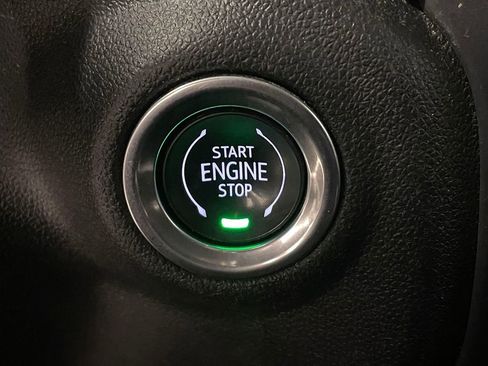 Used 2020 Chevrolet Silverado 1500 LT w/ All-Star Edition image 28