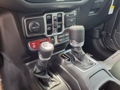 New 2026 Jeep Gladiator Mojave AWD/4WD image 20