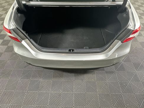 Used 2020 Toyota Camry LE FWD image 30
