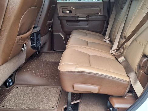 Used 2022 RAM 2500 Limited AWD/4WD image 10