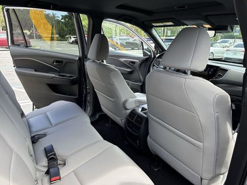 Used 2023 Honda Passport EX-L image 33