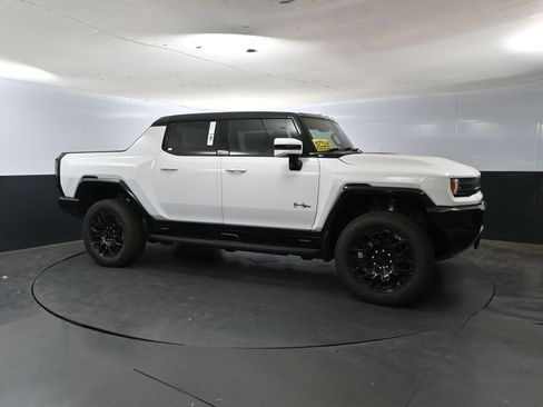New 2025 GMC Hummer EV 2X image 3