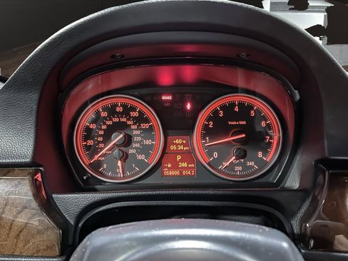 Used 2013 BMW 328i Convertible image 16