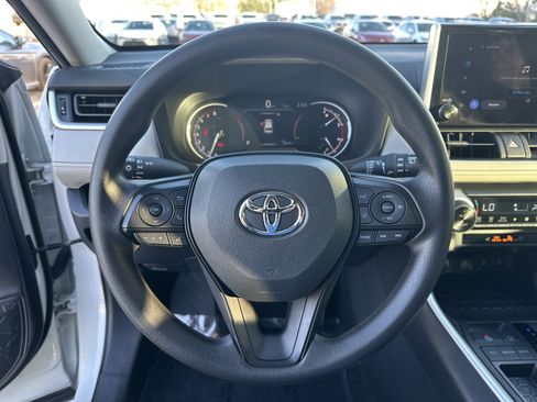Certified 2024 Toyota RAV4 XLE image 18