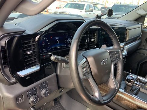 Used 2023 Chevrolet Silverado 1500 LT Trail Boss image 13