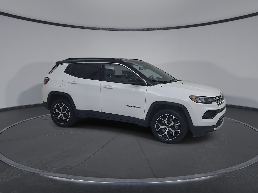Certified 2026 Jeep Compass Limited AWD/4WD image 19