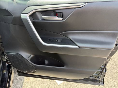 Certified 2024 Toyota RAV4 XLE image 19