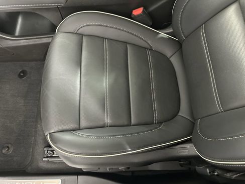 Used 2023 GMC Acadia Denali image 24