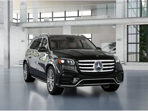 New 2026 Mercedes-Benz GLS 580 4MATIC image 9