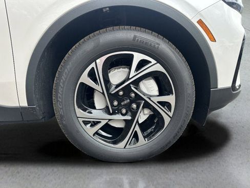 New 2026 Lincoln Nautilus Premier w/ Equipment Group 102A AWD/4WD image 8