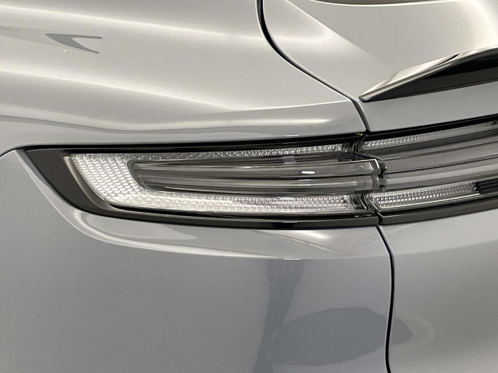 Certified 2024 Porsche Cayenne Turbo GT AWD/4WD image 16