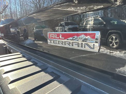 Used 2017 GMC Sierra 1500 SLT image 9