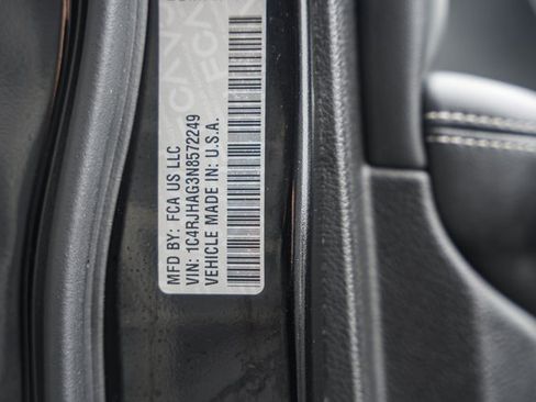 Used 2022 Jeep Grand Cherokee Altitude image 43