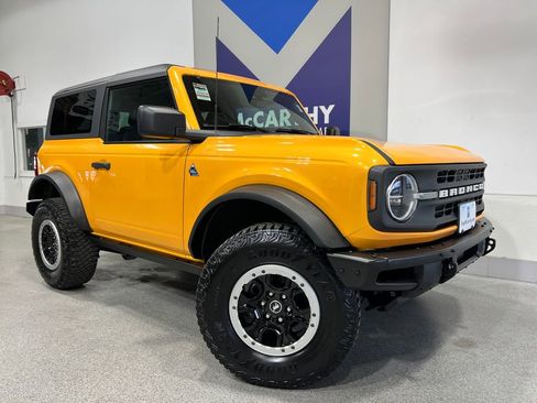 Used 2021 Ford Bronco Black Diamond w/ Sasquatch Package AWD/4WD image 2