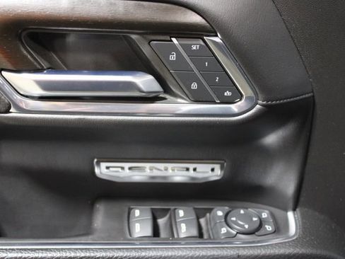 Used 2024 GMC Sierra 1500 Denali image 19