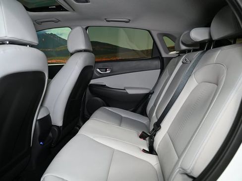 Used 2023 Hyundai Kona Limited w/ Cargo Package FWD image 51