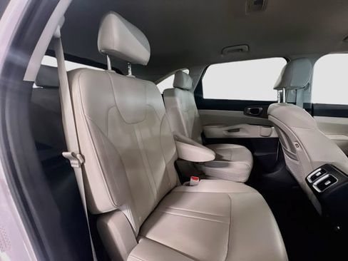Used 2023 Kia Sorento EX FWD image 28