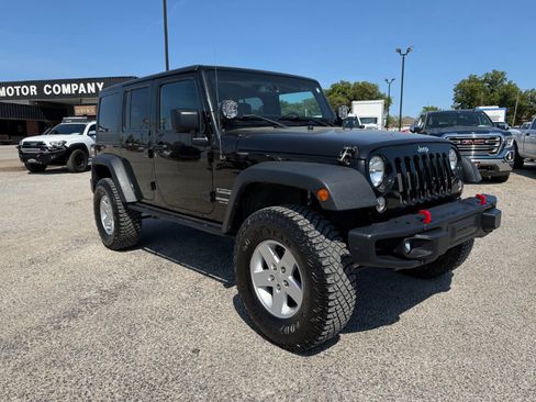 Used 2016 Jeep Wrangler Unlimited Sport w/ Quick Order Package 24S AWD/4WD image 1