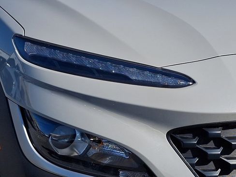 Certified 2023 Hyundai Kona SEL image 9