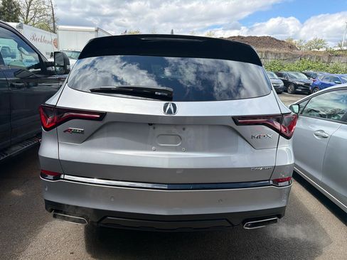 Used 2023 Acura MDX A-Spec AWD/4WD image 7