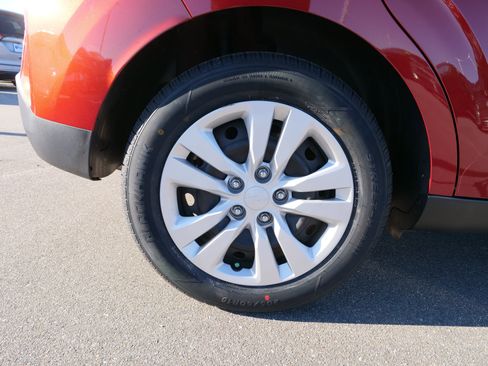 Used 2023 Kia Soul LX image 11