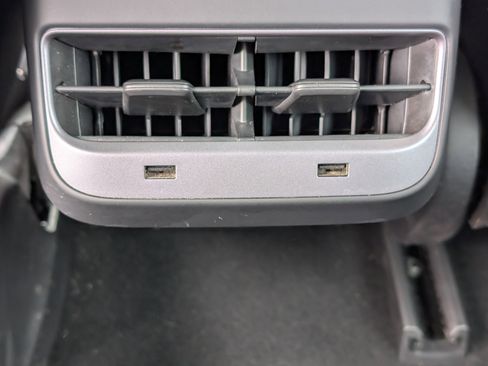 Used 2020 Tesla Model 3 Long Range image 15