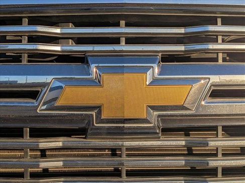 Used 2015 Chevrolet Silverado 1500 High Country w/ High Country Premium Package image 21