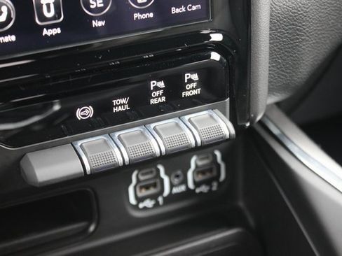 Used 2021 RAM 2500 Laramie image 9