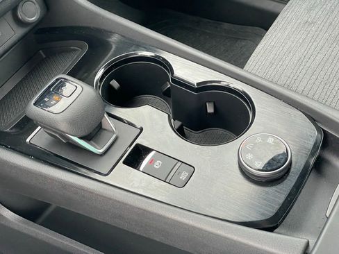 Certified 2023 Nissan Rogue SV AWD/4WD image 20