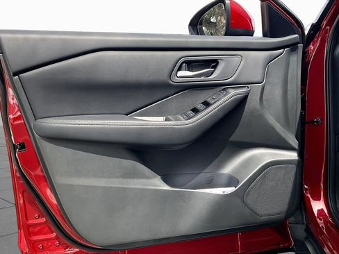 New 2026 Nissan Rogue SV FWD image 10