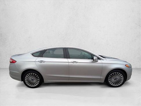 Used 2014 Ford Fusion Titanium FWD image 4