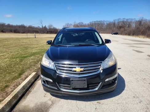 Used 2016 Chevrolet Traverse LT image 4
