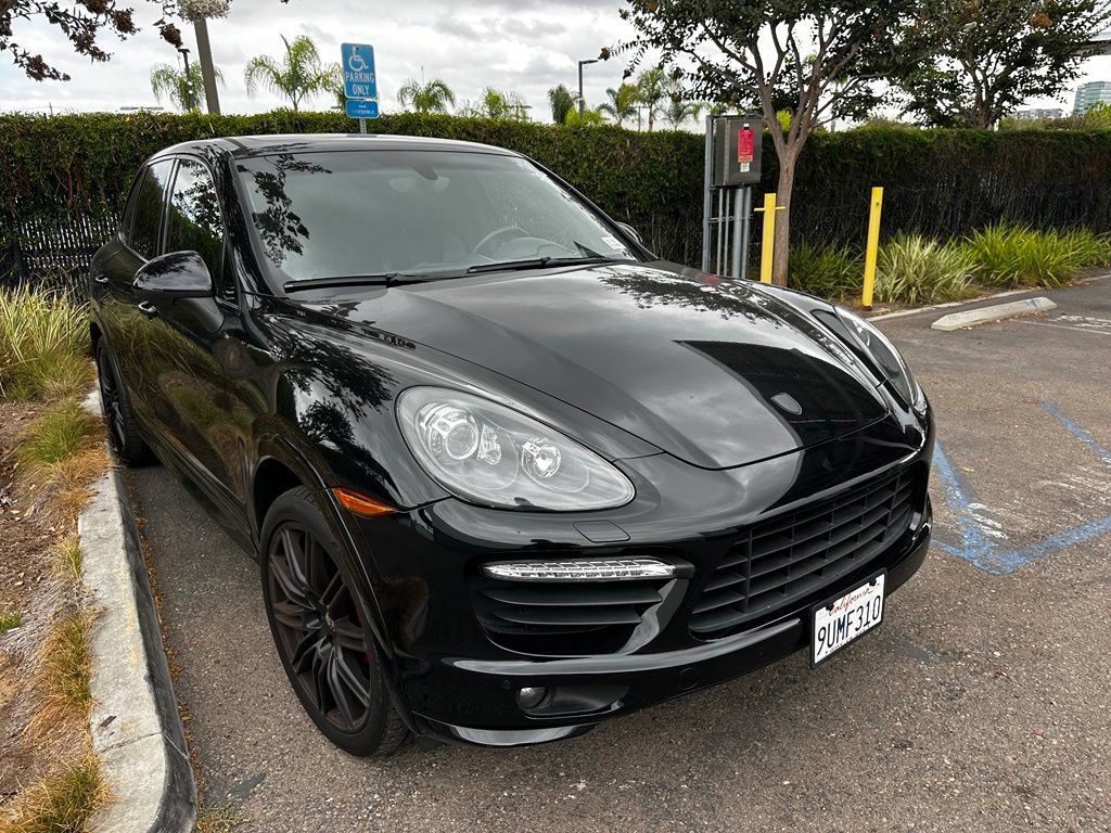 Used 2013 Porsche Cayenne GTS AWD/4WD image 9