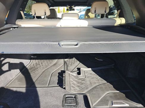 Used 2020 BMW X5 xDrive40i w/ Premium Package image 11