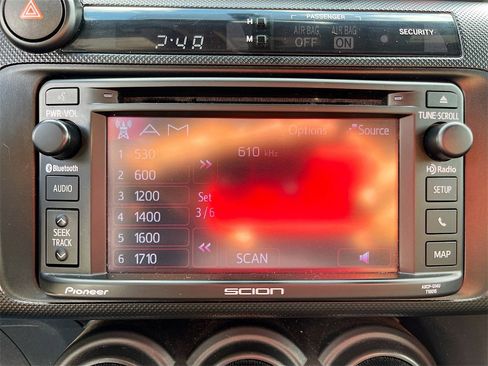 Used 2015 Scion tC image 13