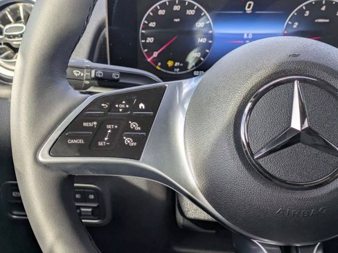 New 2026 Mercedes-Benz GLB 250 4MATIC image 13