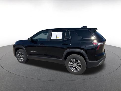 Used 2025 Chevrolet Equinox LT FWD image 10
