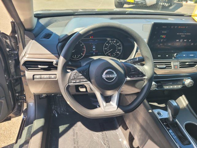 Certified 2025 Nissan Altima 2.5 SV w/ SV Special Edition Package FWD image 30
