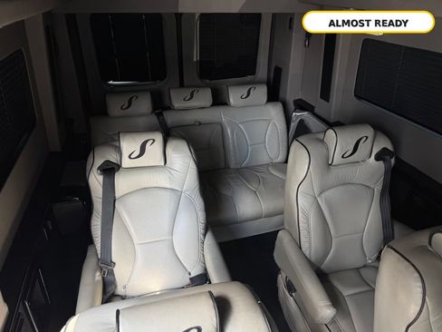 Used 2015 RAM ProMaster 2500 w/ Premium Appearance Group FWD image 34
