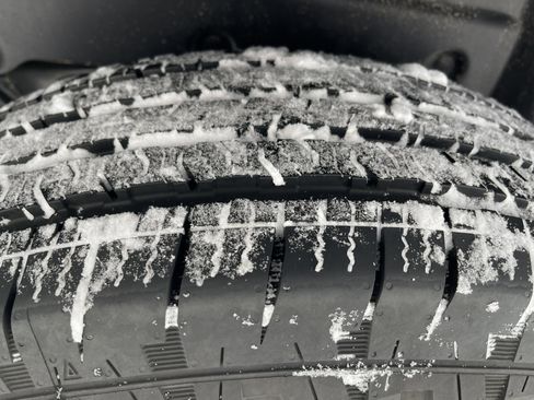 Used 2024 Jeep Wrangler Sport S image 18