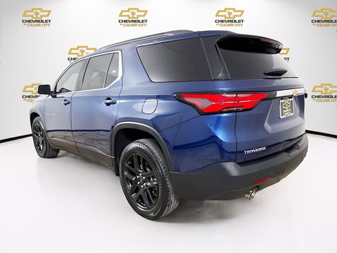 Used 2023 Chevrolet Traverse LT w/ LPO, Floor Liner Package FWD image 6