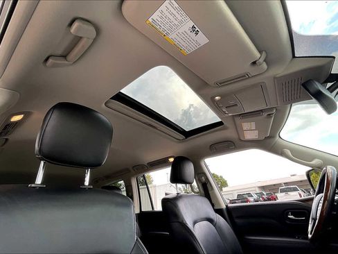 Used 2019 INFINITI QX80 Luxe w/ Proassist Package image 13